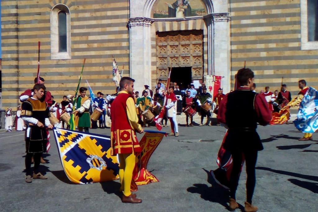 Splendido Ampio Appartamento A Montepulciano Stazione Exterior foto