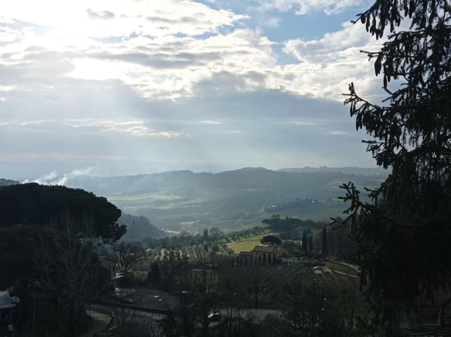 Splendido Ampio Appartamento A Montepulciano Stazione Exterior foto
